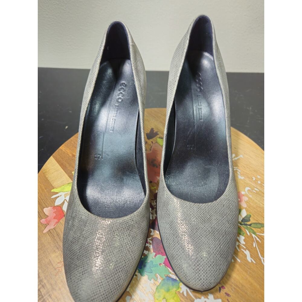 ECCO *Shape 75* Gray Leather Metallic Pump *EUC* Comfort High Heels W/6 EU/37